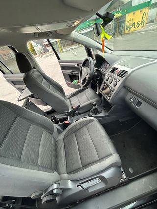 Volkswagen Touran 2009