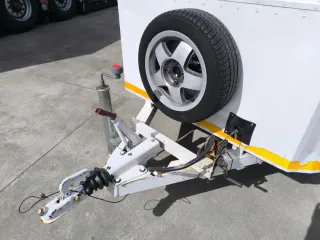 Remolque cerrado ideal para carcross .motos kartin