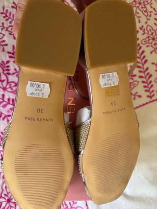 Sandalias Alma en Pena Talla 39 Bronce