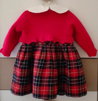 Conjunto de niña: vestido, blusa y bolera.