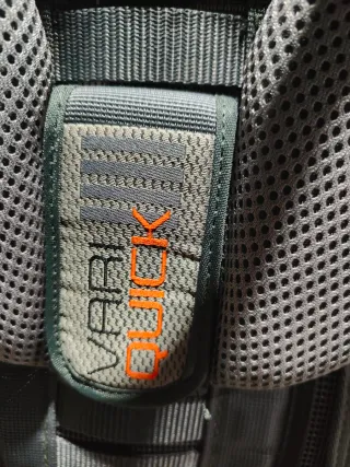 Mochila Portabebés Montaña senderismo trekking Deu