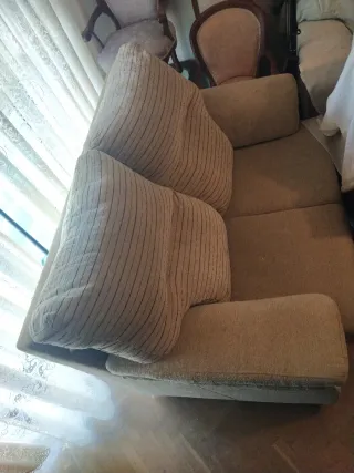 Sofá de 2 plazas beige