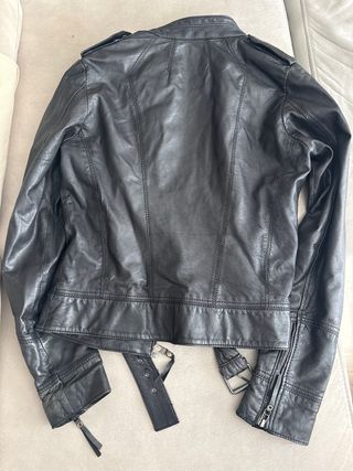 Chaqueta de piel negra mujer