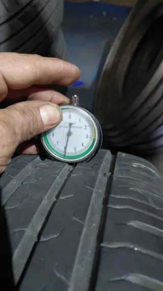 Neumático 205/55/16