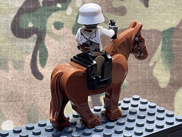PROMO MAYO! Soldado alemán a Caballo WW2