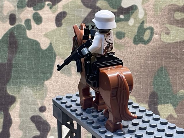 PROMO MAYO! Soldado alemán a Caballo WW2