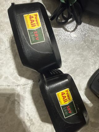 Taladro Bosch PSB 1800 LI-2 + Cargador + 2 Batería