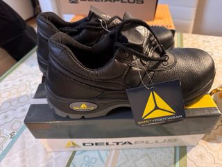 Zapatos de seguridad Deltaplus blancos