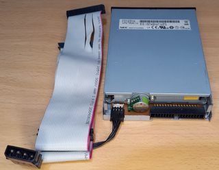 unidad de disquete interna 3.5" NEC FD1231H