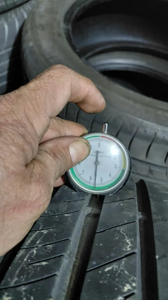 Neumáticos 205/55/16