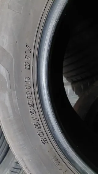 Neumáticos 205/55/16