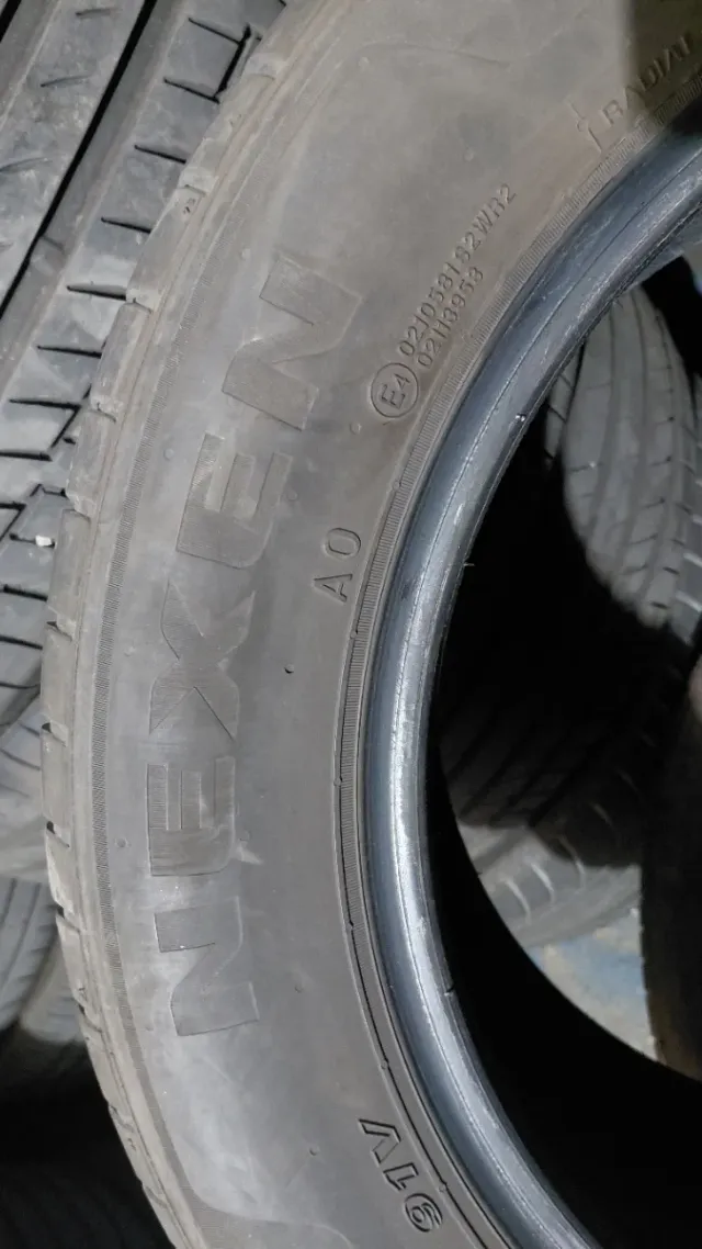 Neumáticos 205/55/16