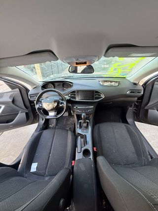 Despiece Peugeot 308 SW Style 1.2 VTI  Año 2016