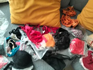 Intimo donna(non comprare a 1€)