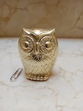 Búho decorativo dorado