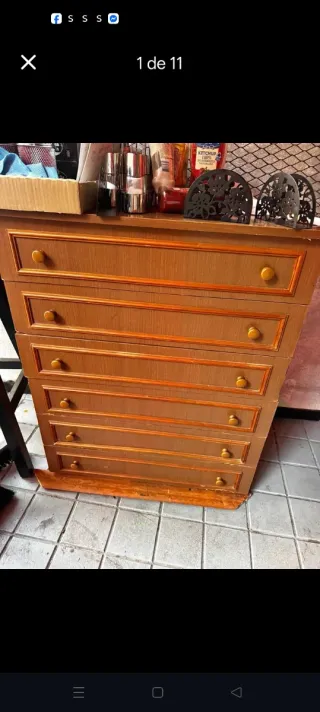 Cómoda de madera