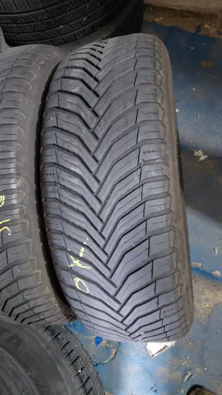 Neumáticos 205/55/16