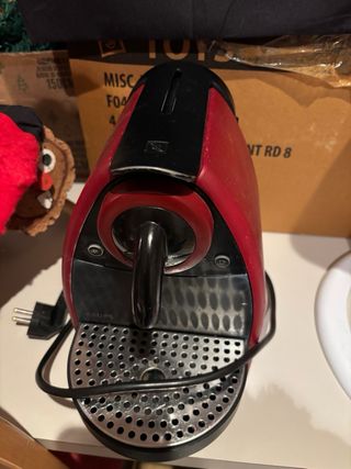 Cafetera Nespresso Krups Roja