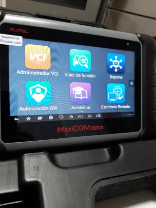 Autel MaxiCOM MK808BT Scanner