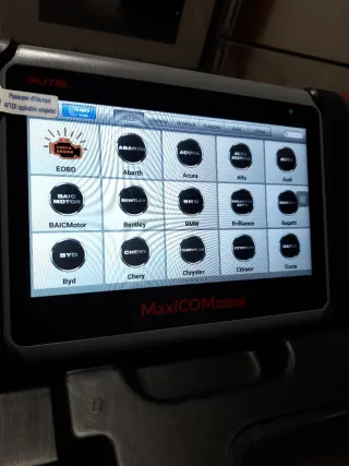 Autel MaxiCOM MK808BT Scanner