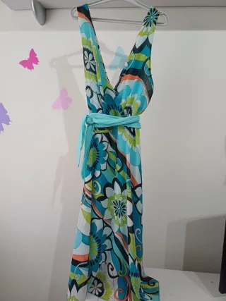 Vestido corto vaporoso estampado sin marca