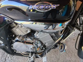 Kymco Venox Moto Cruiser Negra