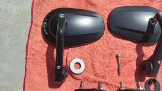 Retrovisores y tapas RS 660