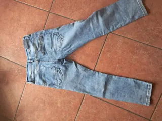 Pantalone bambino jeans lavaggio chiaro 9/10 anni