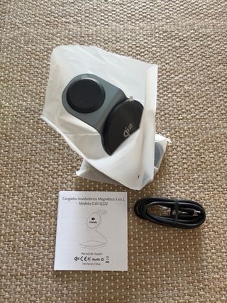 Cargador 3 en 1 Friendly Qi2 Nuevo