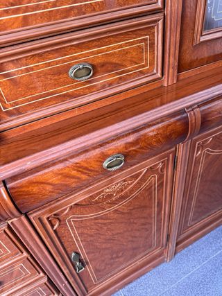 Mueble de salón madera y cristal