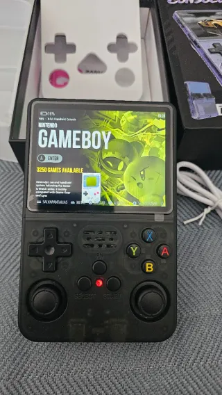 Consola Retro R36S Pantalla IPS 3.5