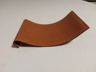 Tarjetero de piel para escritorio