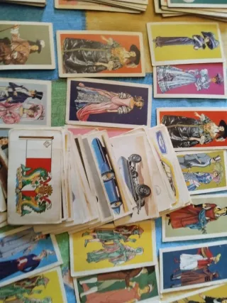 Lote cromos antiguos vestimenta histórica