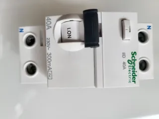 Interruptor Diferencial Schneider 40A