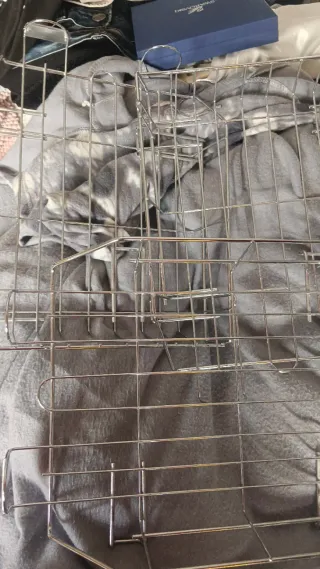 Bandejas metálicas con pinza