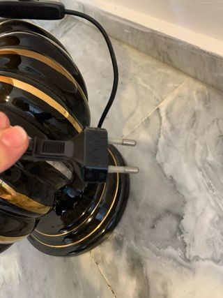 Lámpara de cerámica antigua