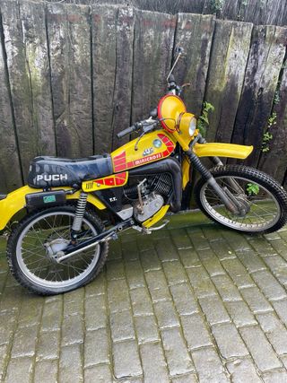Puch Minicross Amarilla y Roja