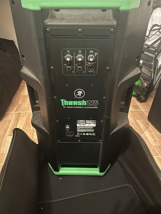 Altavoz Mackie 15’