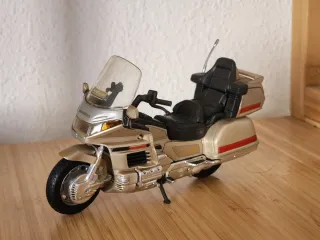 Moto a escala de colección
