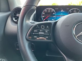 Mercedes-Benz GLB 200d 2021