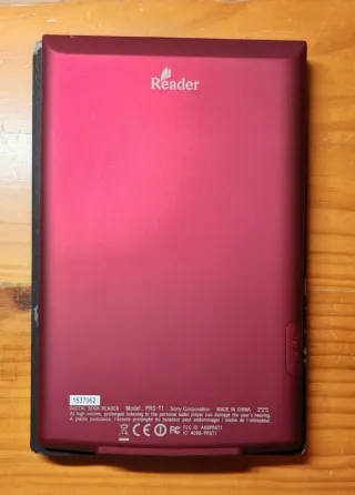 Sony Reader Rojo con Funda