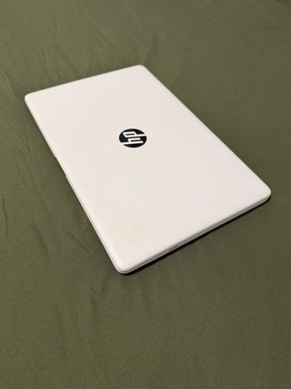Portátil HP Blanco y Negro