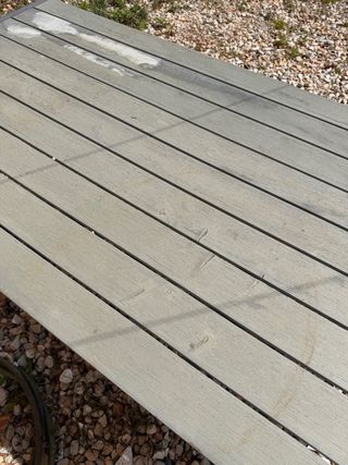 Mesa de exterior gris