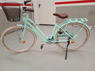 Bicicleta Urbana con Cesta