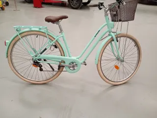 Bicicleta Urbana con Cesta