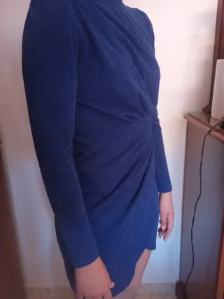 Vestido fiesta azul brillante
