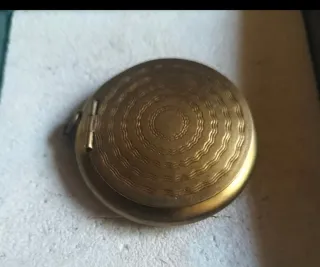 Lote bisutería antigua: anillos, pendientes, camaf