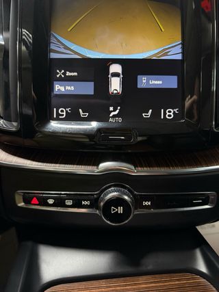 Este Volvo XC60 híbrido combina eficiencia y confo