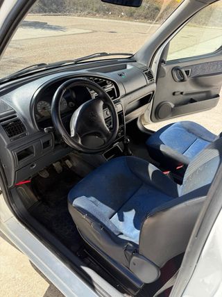 Peugeot Partner 2002