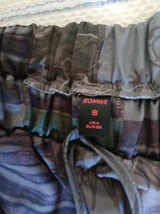 Pantalones anchos estampados